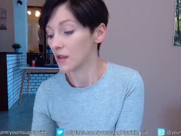 webcam girl yournaughtypixie live cam image #2601738