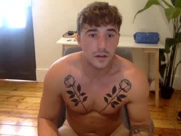 webcam man willd6 live cam image #8667174