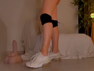 webcam girl megan_foxxx15 live cam image #2679540