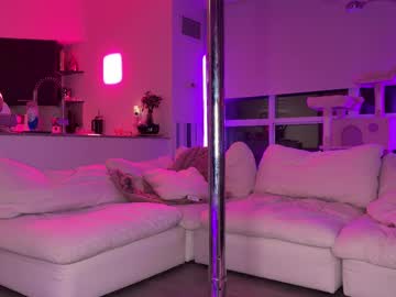 webcam girl pprincesskyliee live cam image #12440780