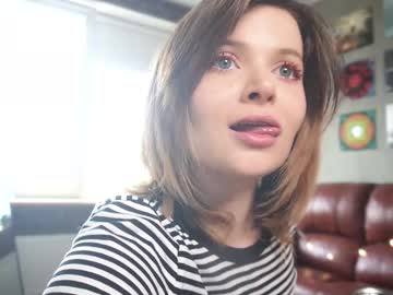 webcam girl awondrr live cam image #12827366