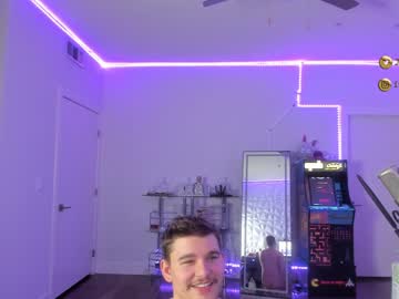 webcam man thejohnnystone live cam image #2877962