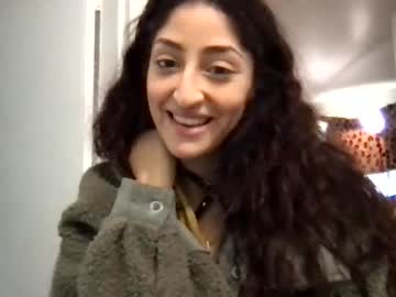 webcam girl amongmilky97 live cam image #7985663