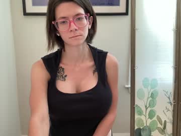 webcam girl naomi_reah live cam image #10858541