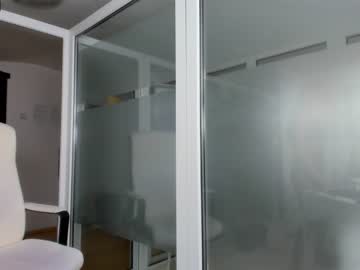 webcam girl ingridblondy94 live cam image #5432157