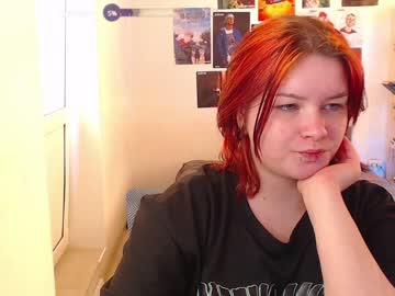webcam girl cherry_night666 live cam image #10717514