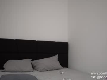 webcam girl honeyyykate live cam image #9680803