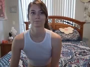 webcam girl katynowhere live cam image #9515372