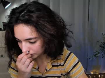 webcam girl ella_flar_ live cam image #4367231