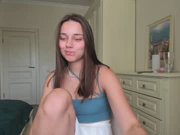 webcam girl eleonora_linn live cam image #3388685