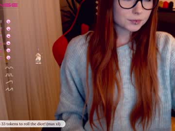 webcam girl klementinagirl live cam image #387022