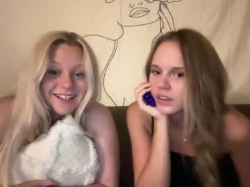 webcam couple prettypoliteladies live cam image #6573428