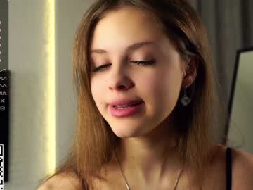 webcam girl a_whole_eternity live cam image #9067121