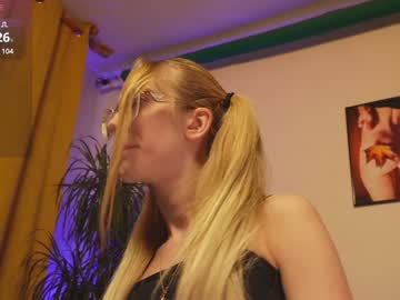 webcam girl girl_i_am live cam image #11104126