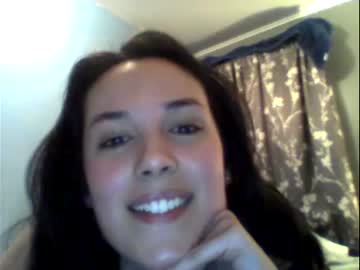 webcam girl lovelyluna_xoxo live cam image #1760375