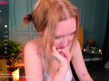 webcam girl dinablush live cam image #4374670