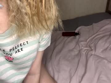 webcam couple cherry_moonn live cam image #5606616