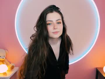 webcam girl cutie_pearl live cam image #2997662