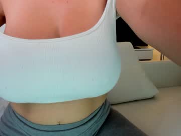 webcam girl dulceyjohn live cam image #5470088