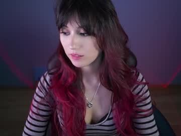 webcam girl greeny_mat live cam image #11784315
