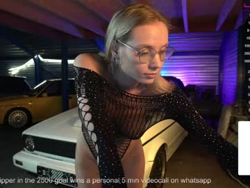 webcam girl little_dutch live cam image #6716296