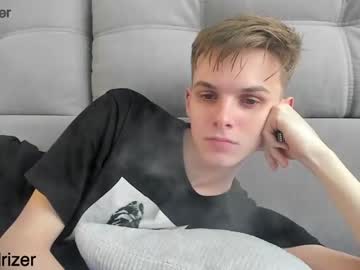 webcam man horny_jerk_roy_prick2001 live cam image #2238521