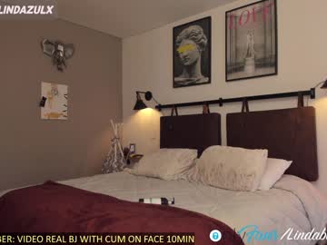 webcam girl lindabluee live cam image #9457610