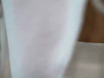 webcam girl peek_in_my_window live cam image #9563969