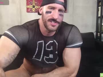 webcam man travisconnor86 live cam image #7789595