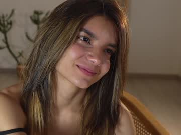 webcam girl urcutelinda live cam image #11205692