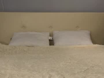 webcam girl lauratanguy live cam image #11276383