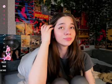 webcam girl flirtykitty_ live cam image #11795886
