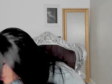 webcam girl moniqueeass live cam image #10331215