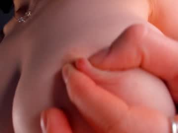 webcam girl quennacindy live cam image #12571178