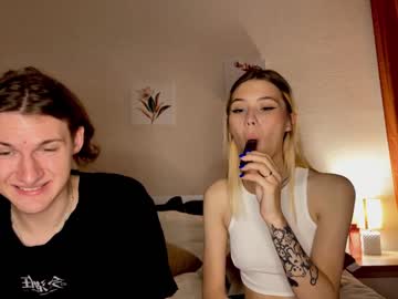 webcam couple sarah_kurt live cam image #6228656