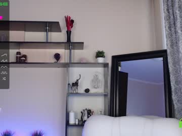 webcam girl princess_lolli live cam image #2669671