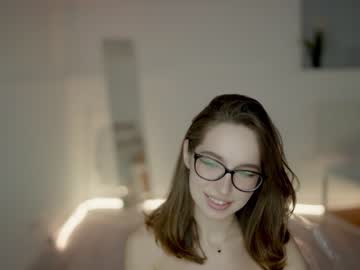 webcam girl silent_chill live cam image #8387110