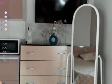 webcam girl mariemelons live cam image #8169081