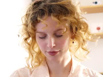 webcam girl ellaa91 live cam image #8782601