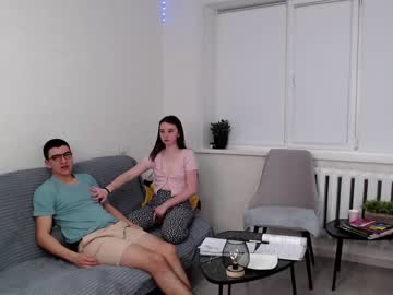 webcam couple renae_tom live cam image #8803950
