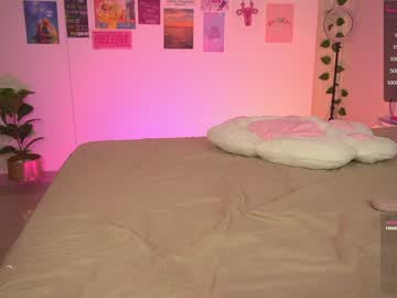 webcam girl mila_1 live cam image #6457567