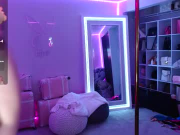 webcam girl ccinnamon live cam image #11881147