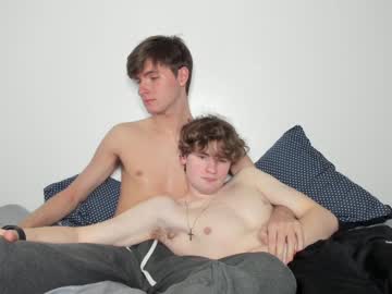 webcam man peachyyyboyyy live cam image #1691900