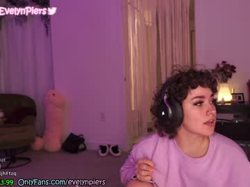 webcam girl evelynpiers live cam image #3709427