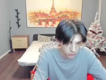 webcam man yoo_dee_ohh live cam image #4765805