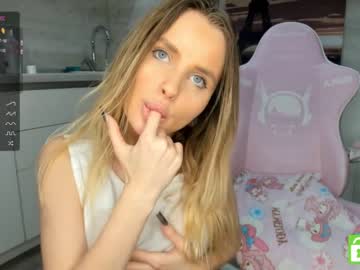 webcam girl harriethudson live cam image #7803851