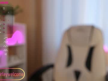 webcam girl shirleywatson live cam image #5824151