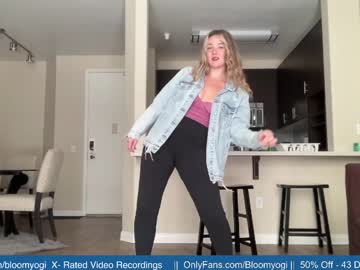 webcam girl bloomyogi live cam image #5672885