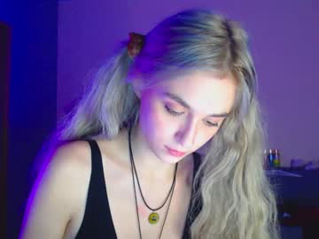 webcam girl holymollylight live cam image #157049