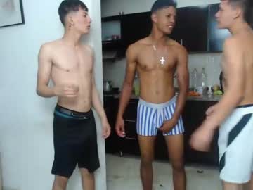 webcam man boysdeluxemilitary live cam image #6677815